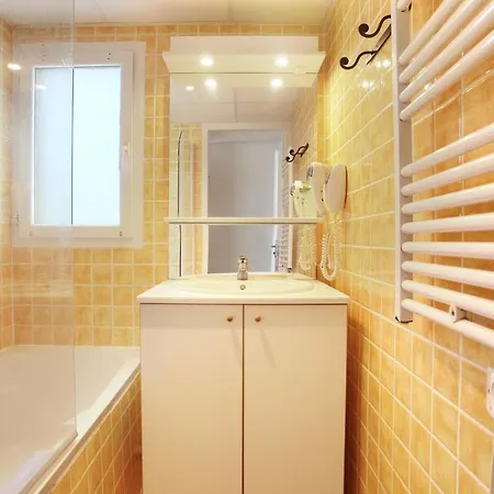 Residence La Licorne De Haute-Provence Greoux-Les-Bains - Prv06100H-Cya *
